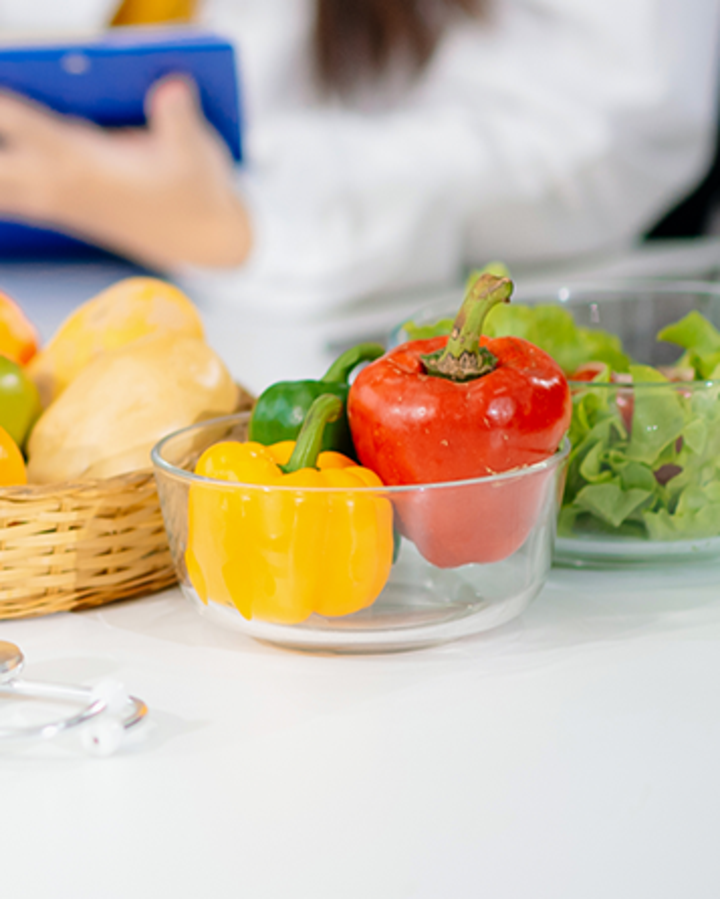 doctors-sharing-fresh-vegetables-promoting-health